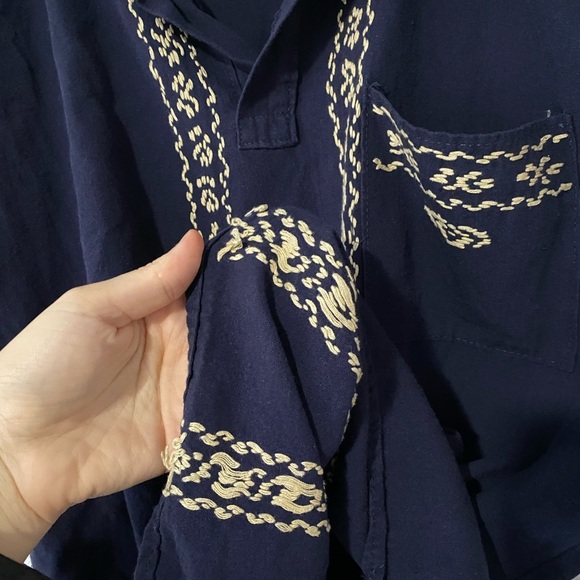 Men’s Hand Stitched Embroidered Navy Blue Top - Picture 4 of 5